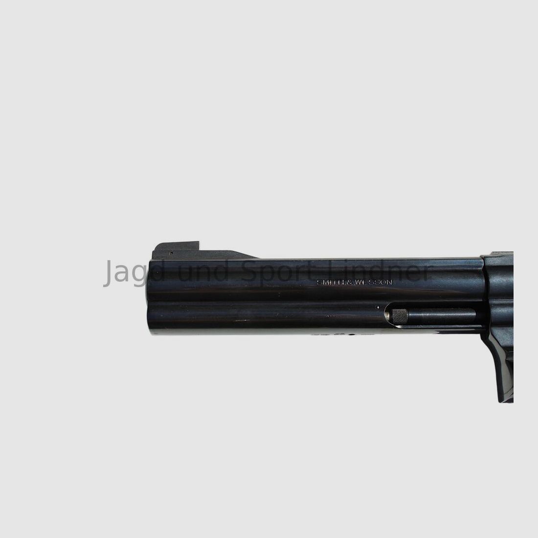 Smith & Wesson 17-6