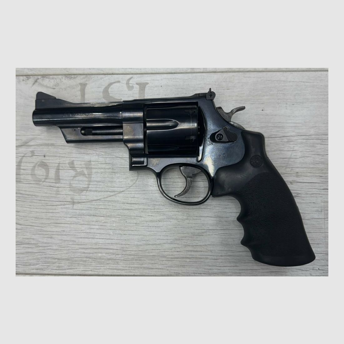 Smith & Wesson 29-8 .44RemMag