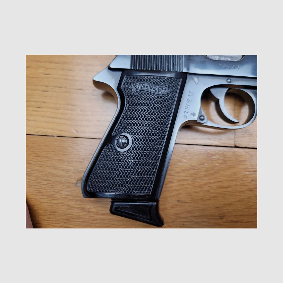 Sehr schöner Walther PP Pistol – Selbstladepistole im 22LR – Selten in diesem Kaliber – Herstellung Walther Ulm – zwei Magazine – Neu!, Bild 8 von 14
