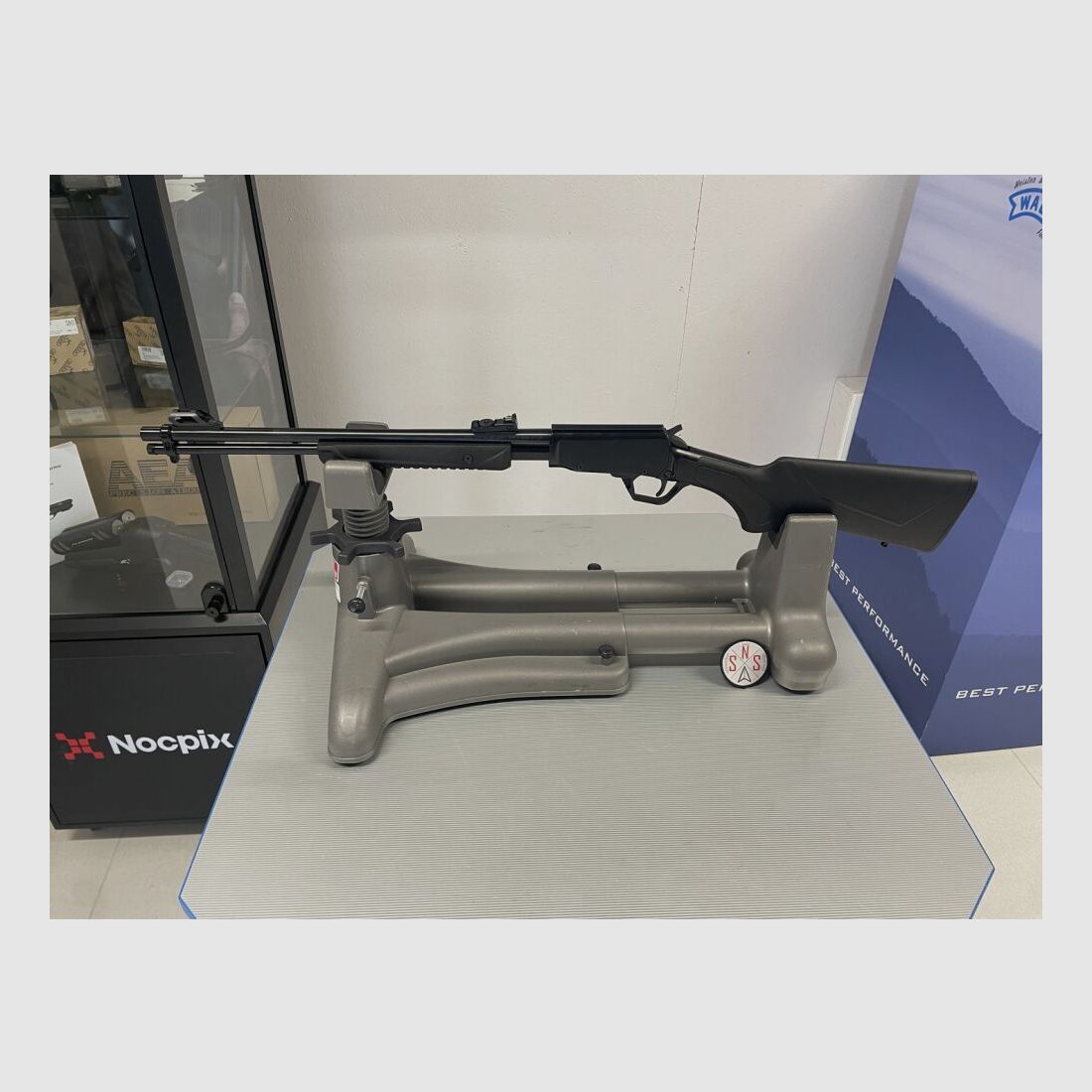 Rossi Rossi Gallery KK-VRB