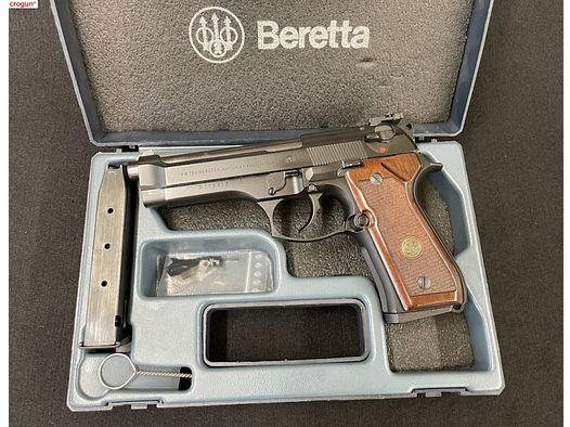 Halbautomatische Pistole Beretta 92 FS