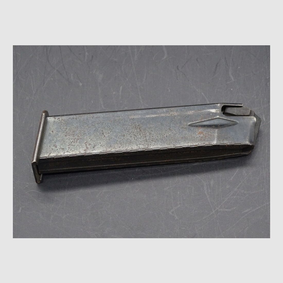Magazin unbekannt Kaliber 9mm knall