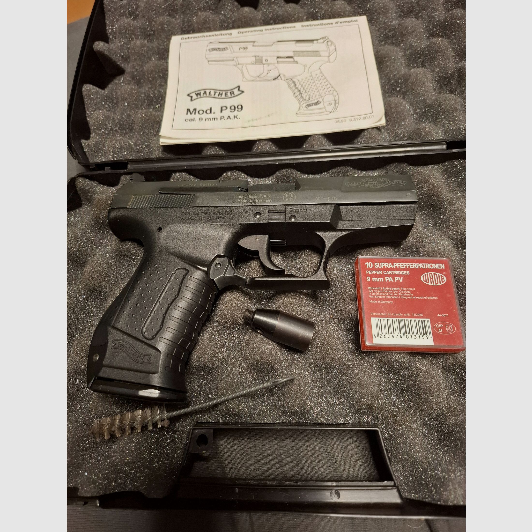 Walther P99  PTB 637  9mm P.A.K.  mit 10 Pfefferpatronen , Bild 2 von 5