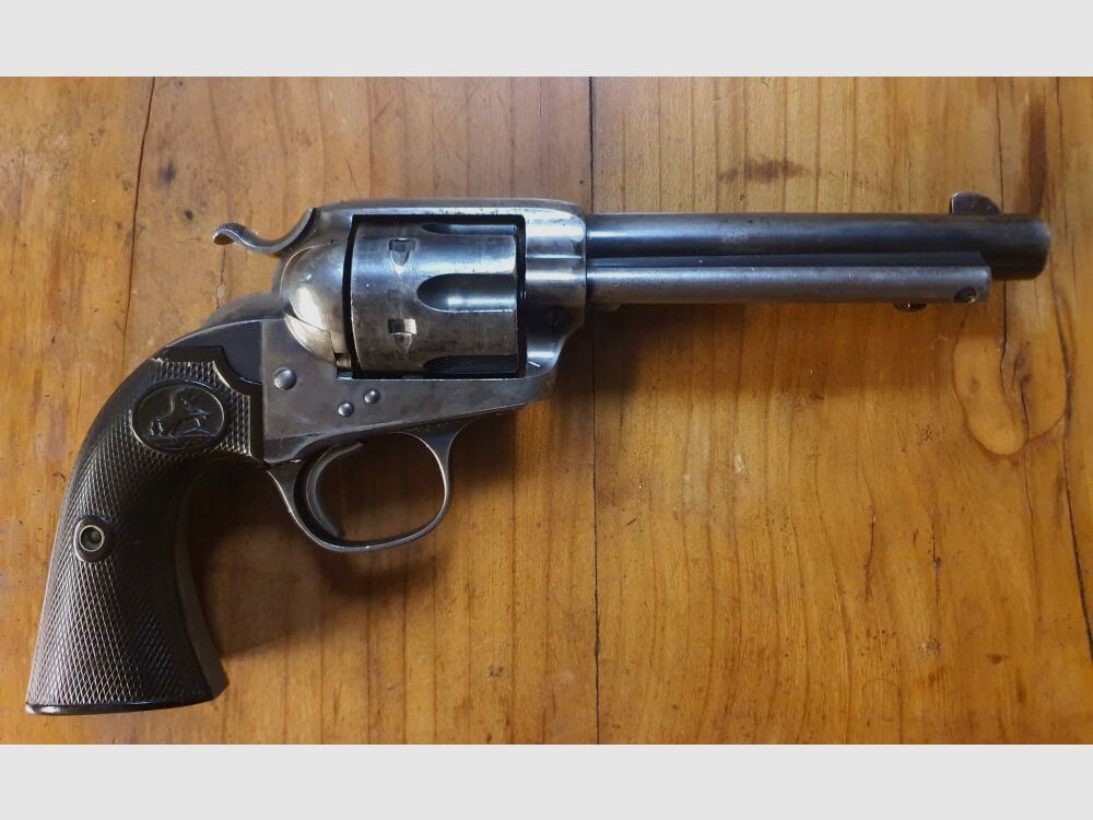 Colt	 Colt Bisley