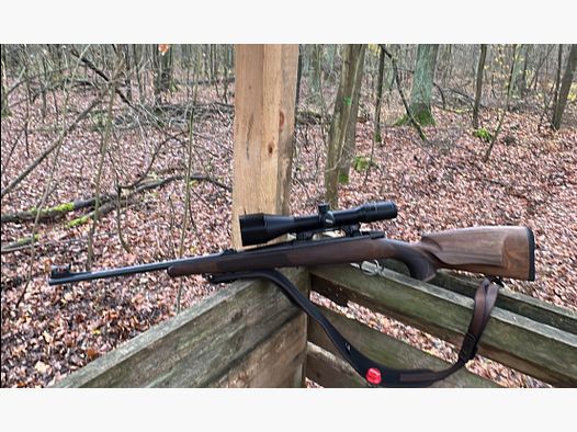 CZ 557 en 30.06 Meostar R1r 3-12 x56 con punto de luz