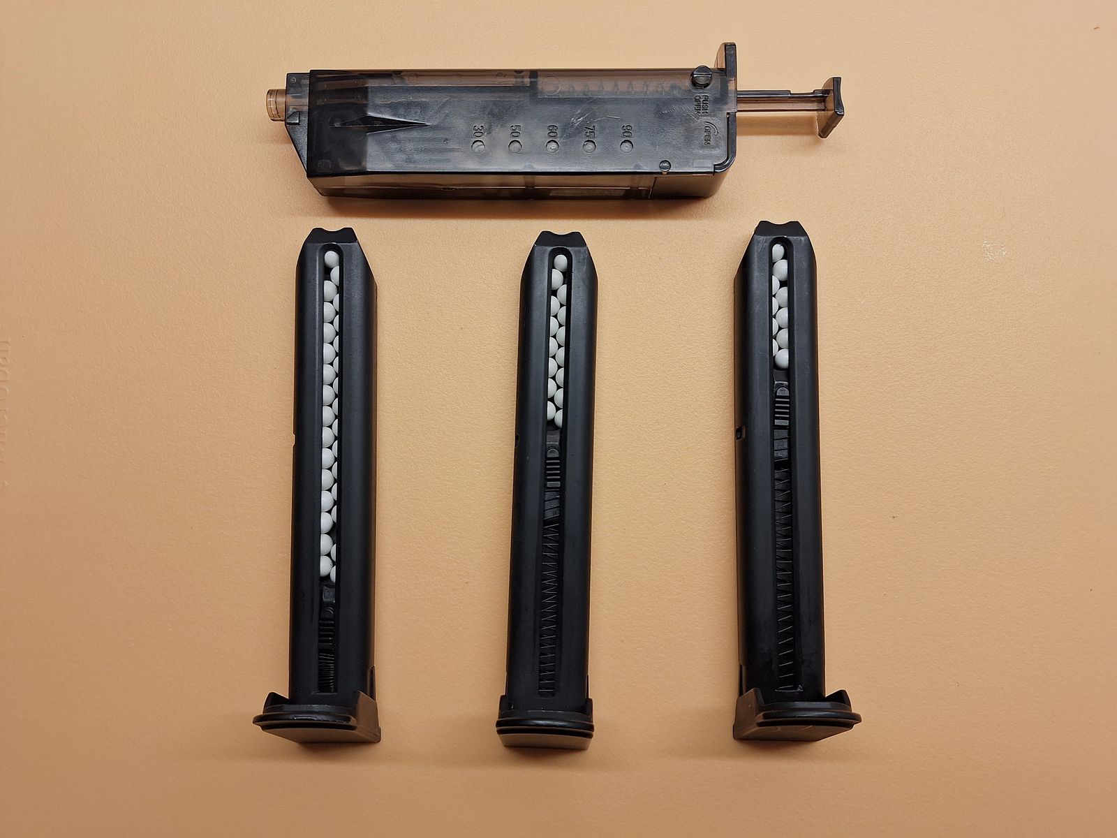 Softair CM.121 G.S.G Kal.6mm BB: < 0,5 Joule