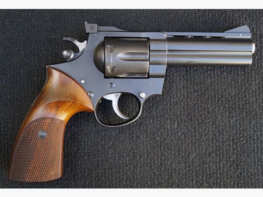 Korth / Willi Korth - Ratzeburg Profesional