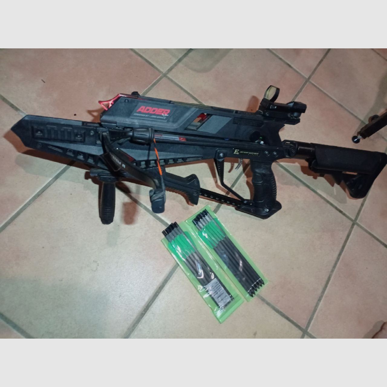 EK Archery Cobra RX Adder Ballesta Automática