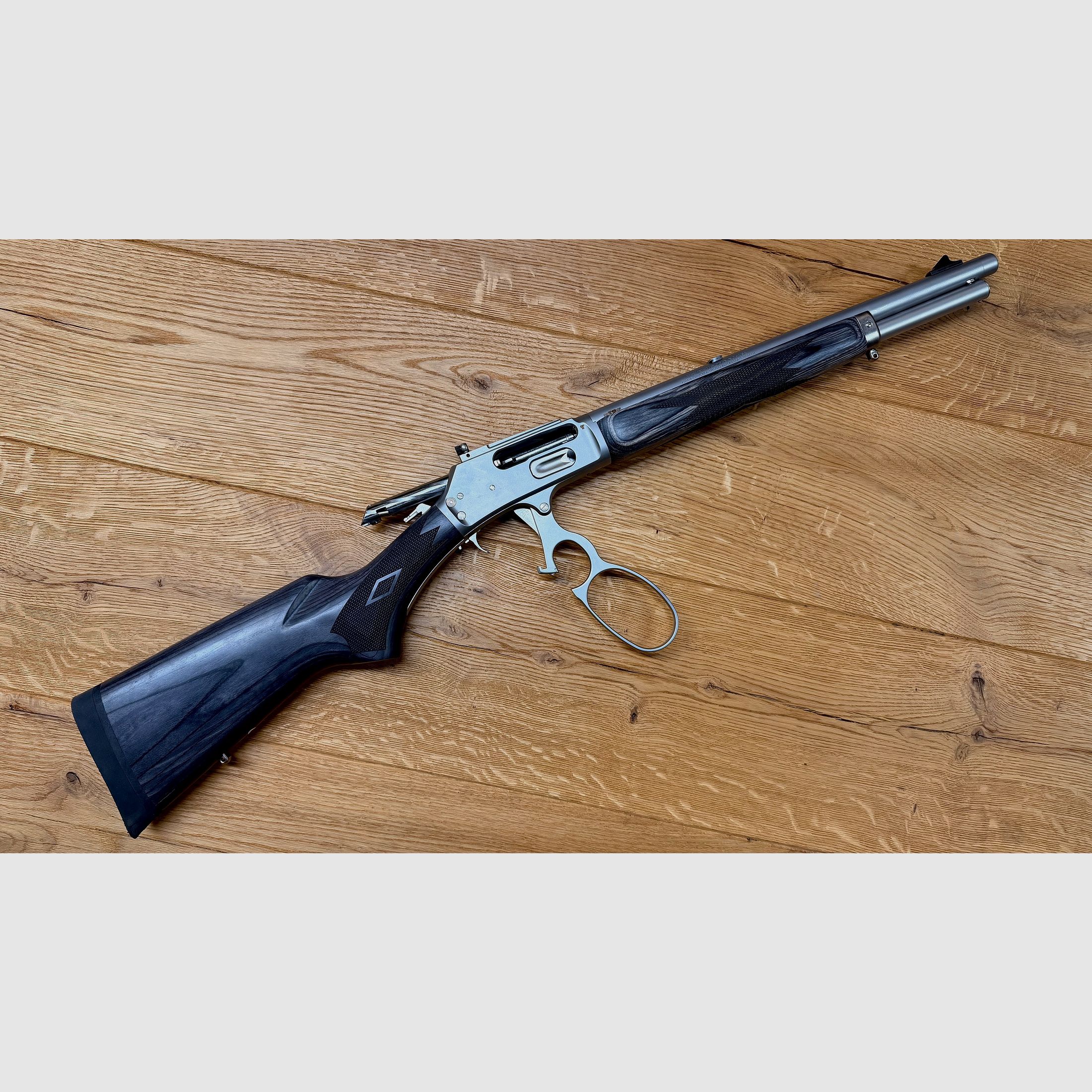 Marlin Trapper Model 1896 / .45-70 GOV / Draad 11/16"x24 / 5+1 Schoten