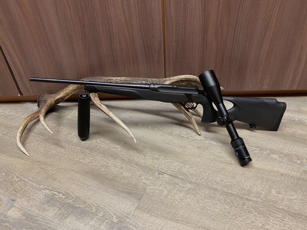 Sauer 505 Synchro XT, mit Zeiss Conquest V4 3-12x56