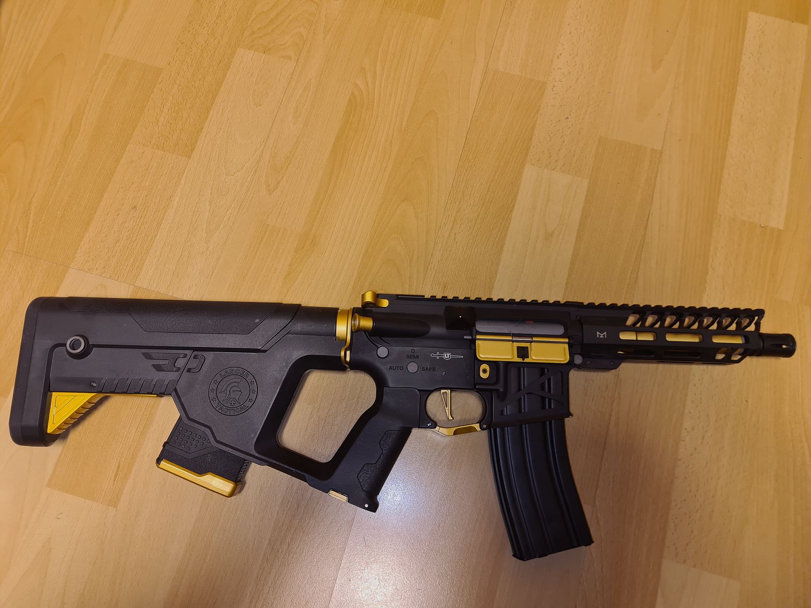 Enforcer Needletail Limited Edition (S)AEG, Or, image 2 sur 3