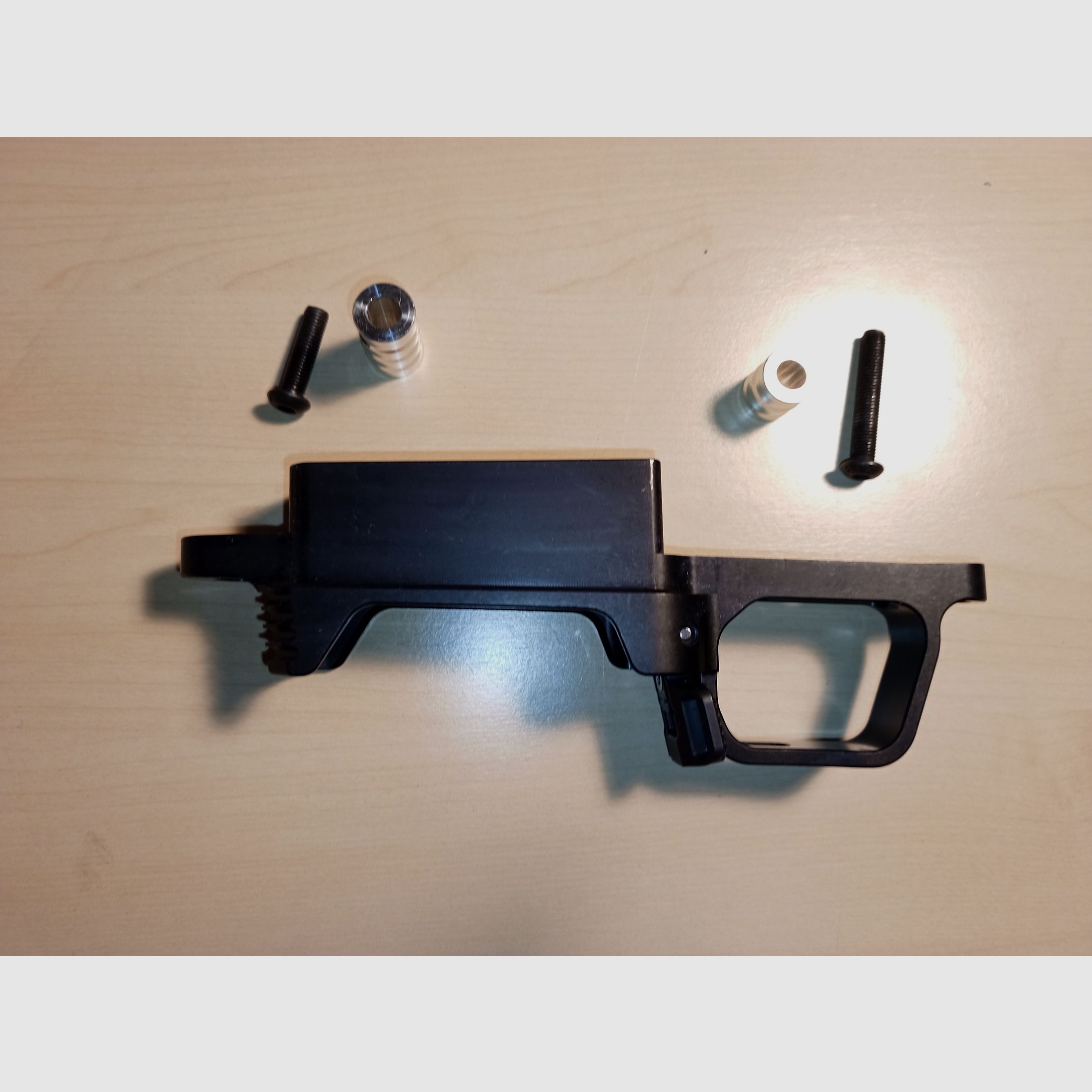 Trigger guard MDT "Precision Bottom Metal" for AICS magazines Short Action