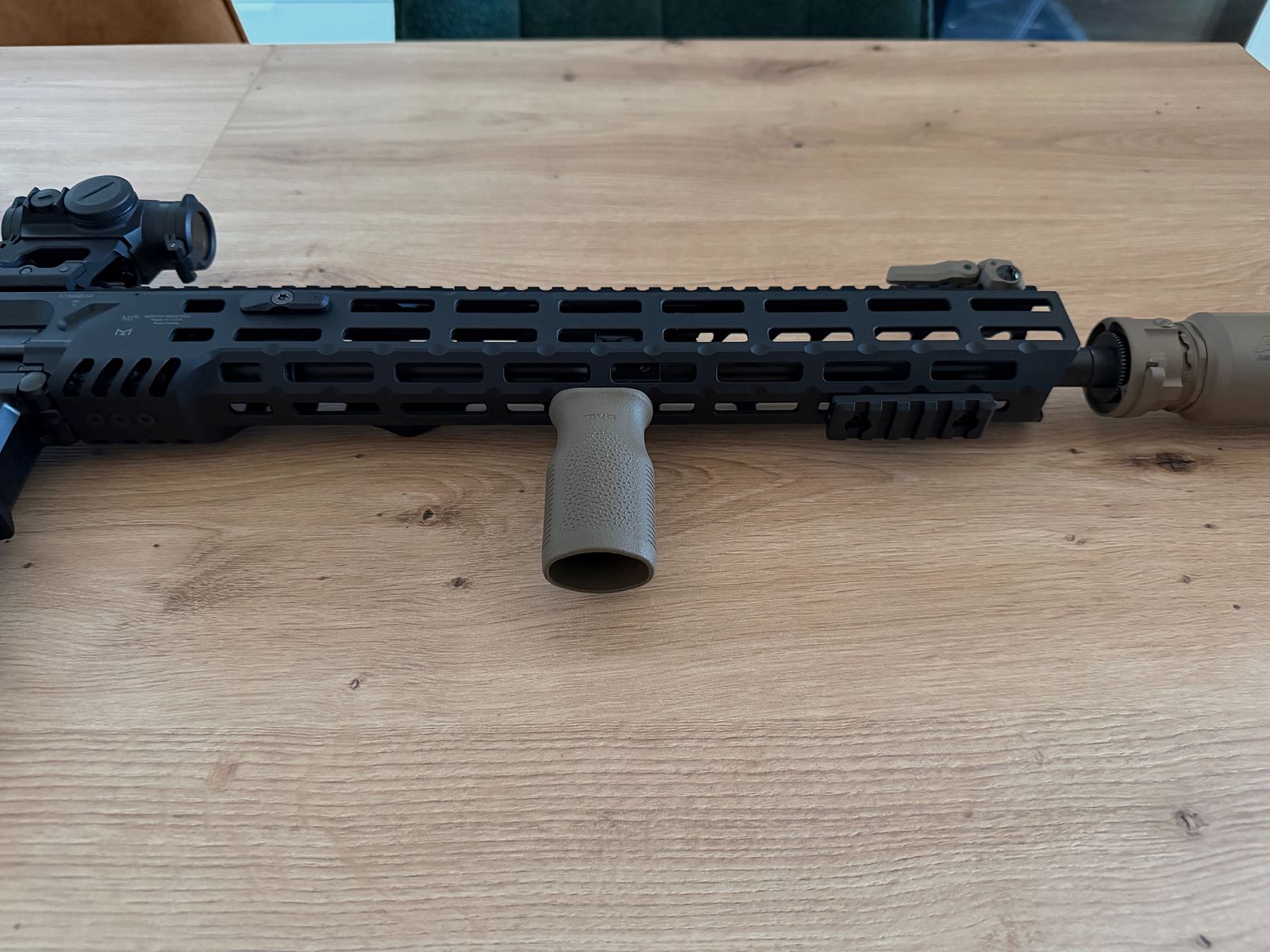 Sig Sauer MCX Virtus con accessori