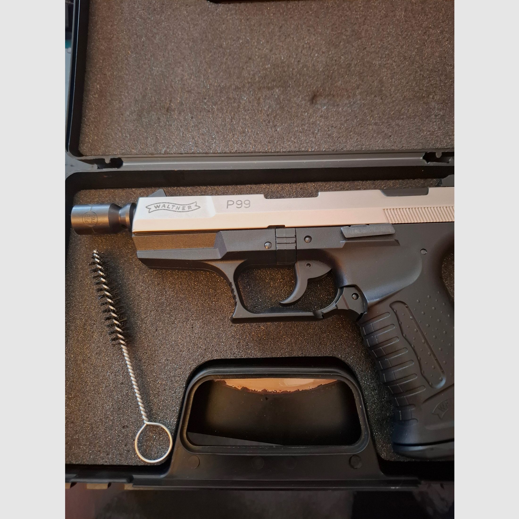 Walther P99 Bicolor 9mm P.A.K. "like new