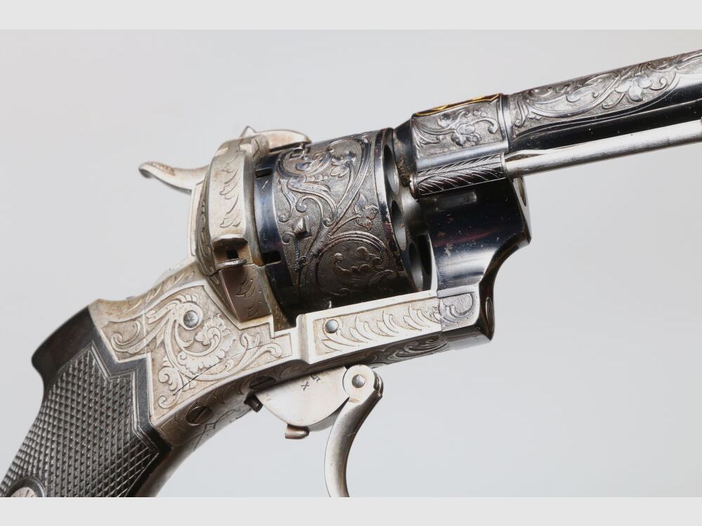 Lefaucheux Revolver Rarität mit passender Schatulle Vollgravur Stiftfeuer
