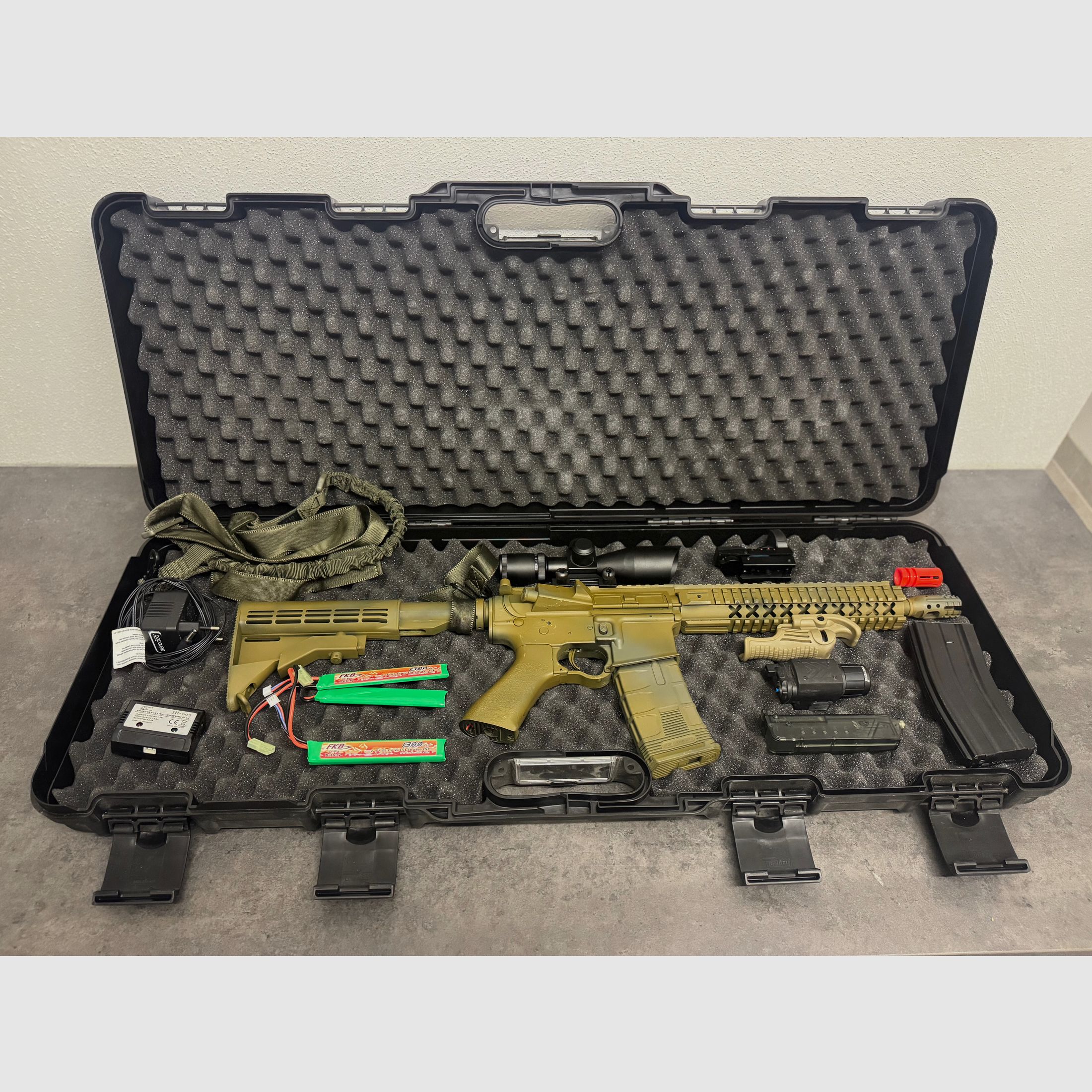 S-AEG M4 Airsoft - Set