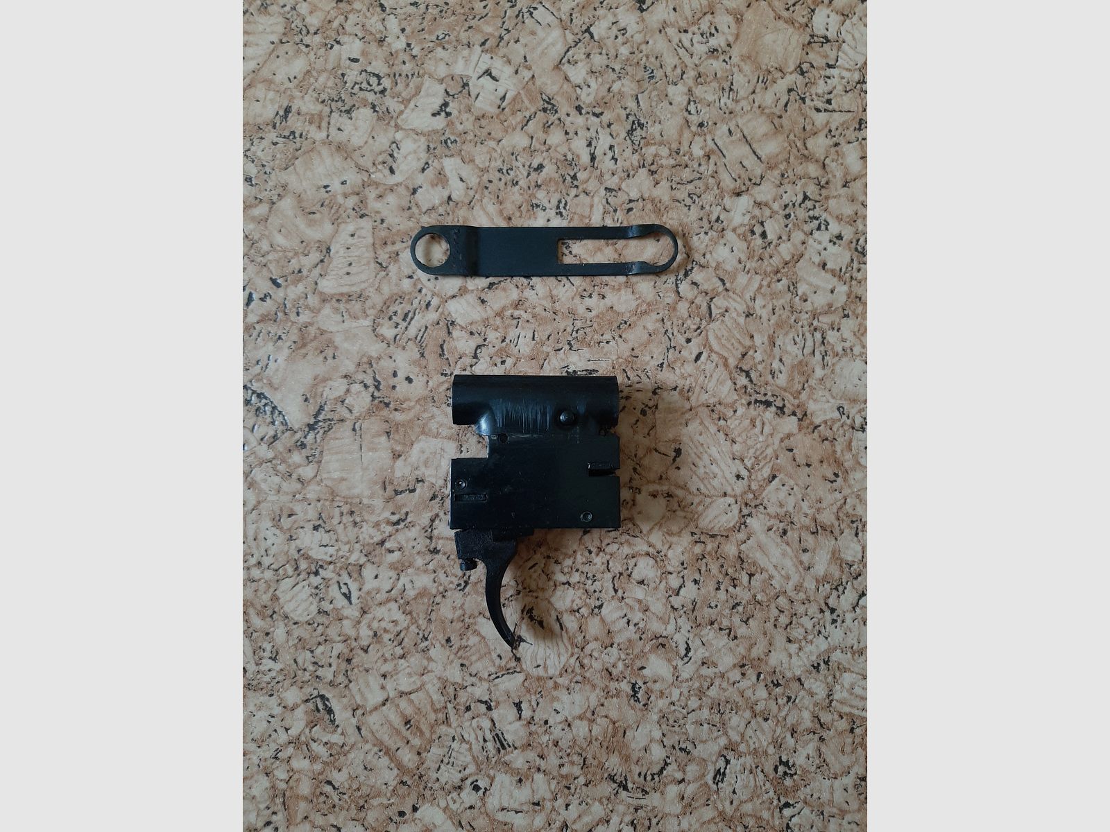 Walther LG 52 Abzugssystem mit Schaftblech