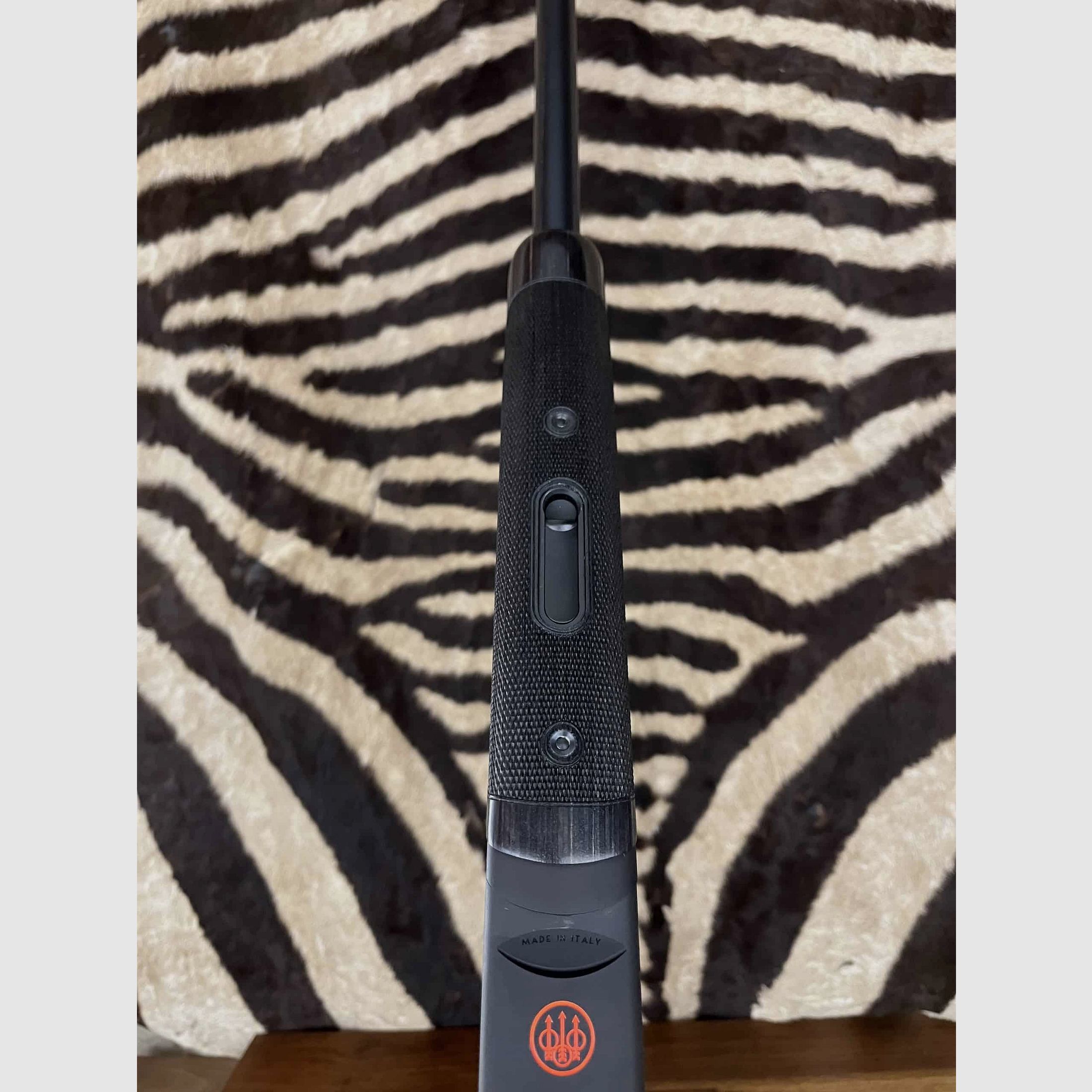 Beretta 688 Black Sporting X-Trap B-Fast – cal. 12/76 – ca. 76 cm – 5 strozzatori esterni – valigetta, immagine 5 di 13