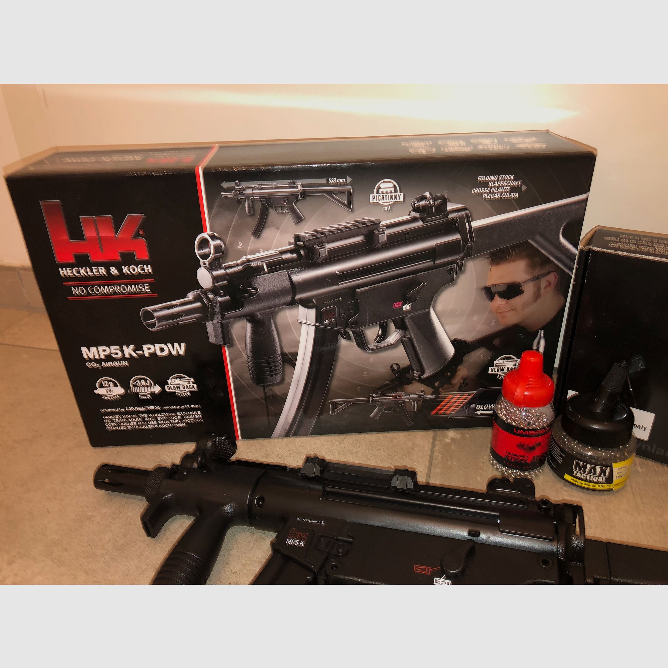 Umarex MP5 4,5mm CO2 + KLI M1911 4,5mm CO2 inklusive 30x CO2 Kapseln & 2.500 4,5mm Stahl BBs
