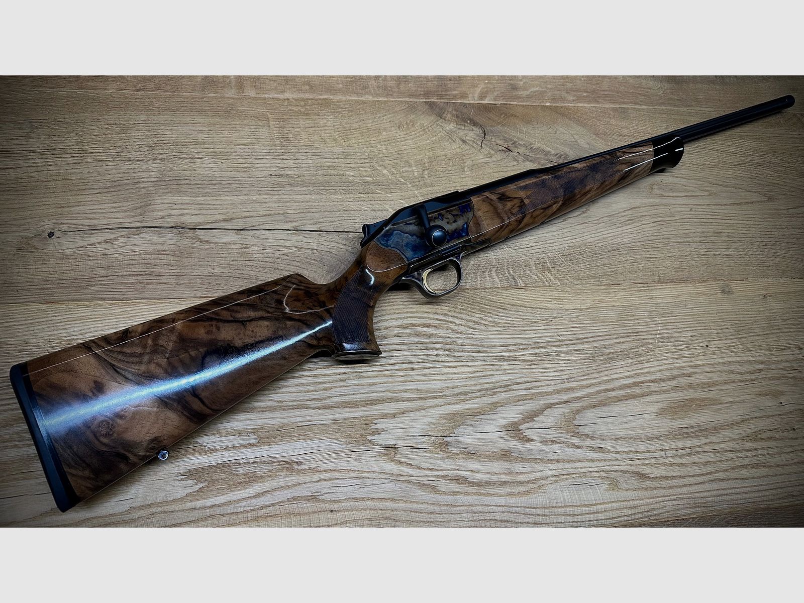 Blaser R8 mit Bunthärtung / HK7 / Stahlsystemkasten&Abzug / stan. Verschluss TRAUMWAFFE, Bild 2 von 8