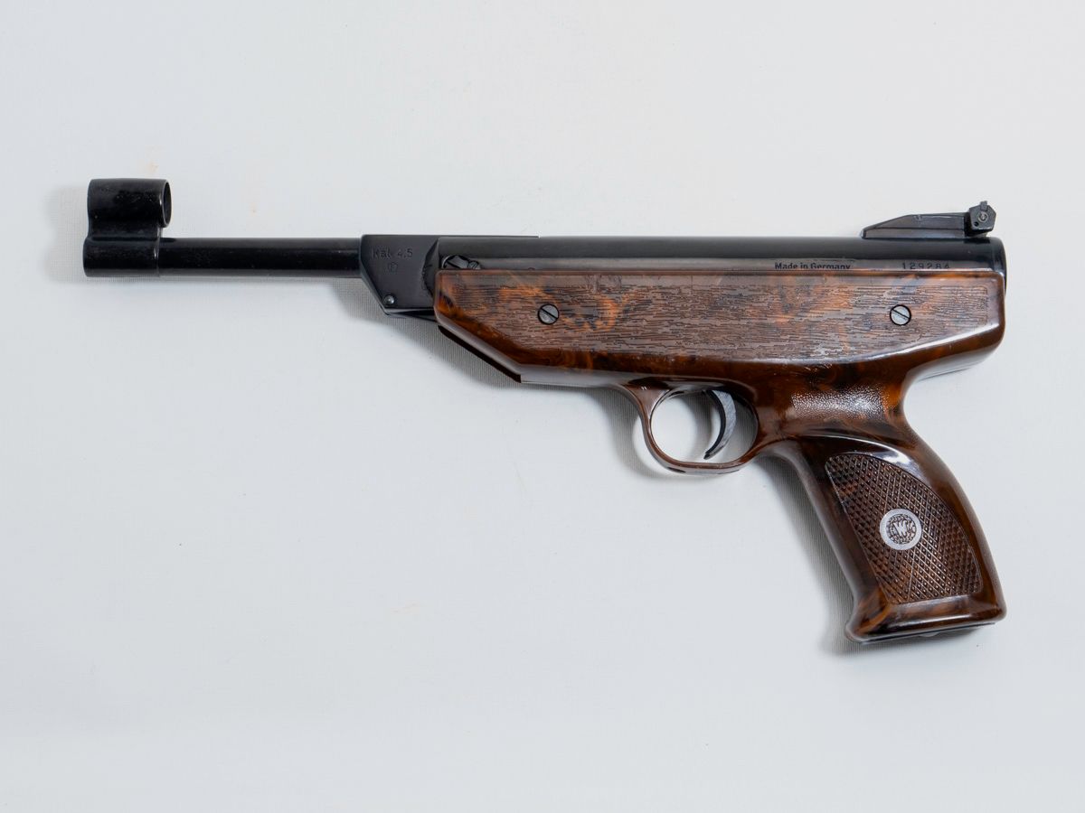 Weihrauch HW 70 luchtpistool kal. 4,5 mm serienummer: 129284, afbeelding 1 van 6