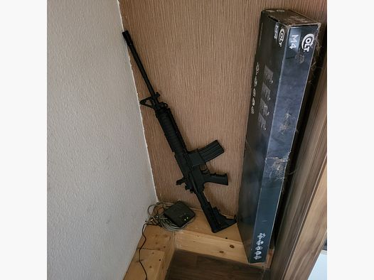 M4 Colt Knicklauf