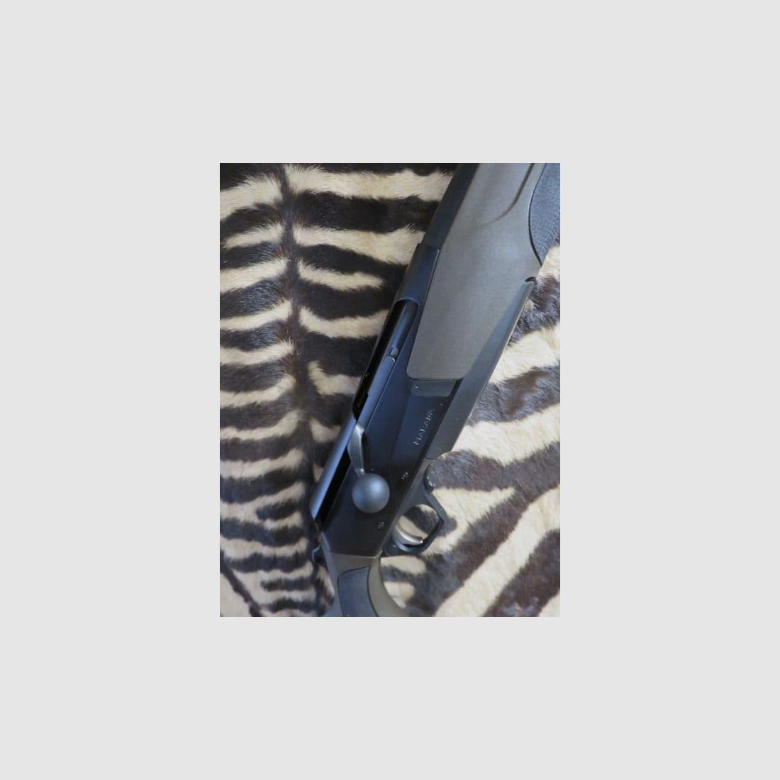 BROWNING Maral 4X Hunter Compo Brown black .7RM Repetierbüchse 61 cm geflutet – gewinde – Waffenkoffer, Bild 5 von 10
