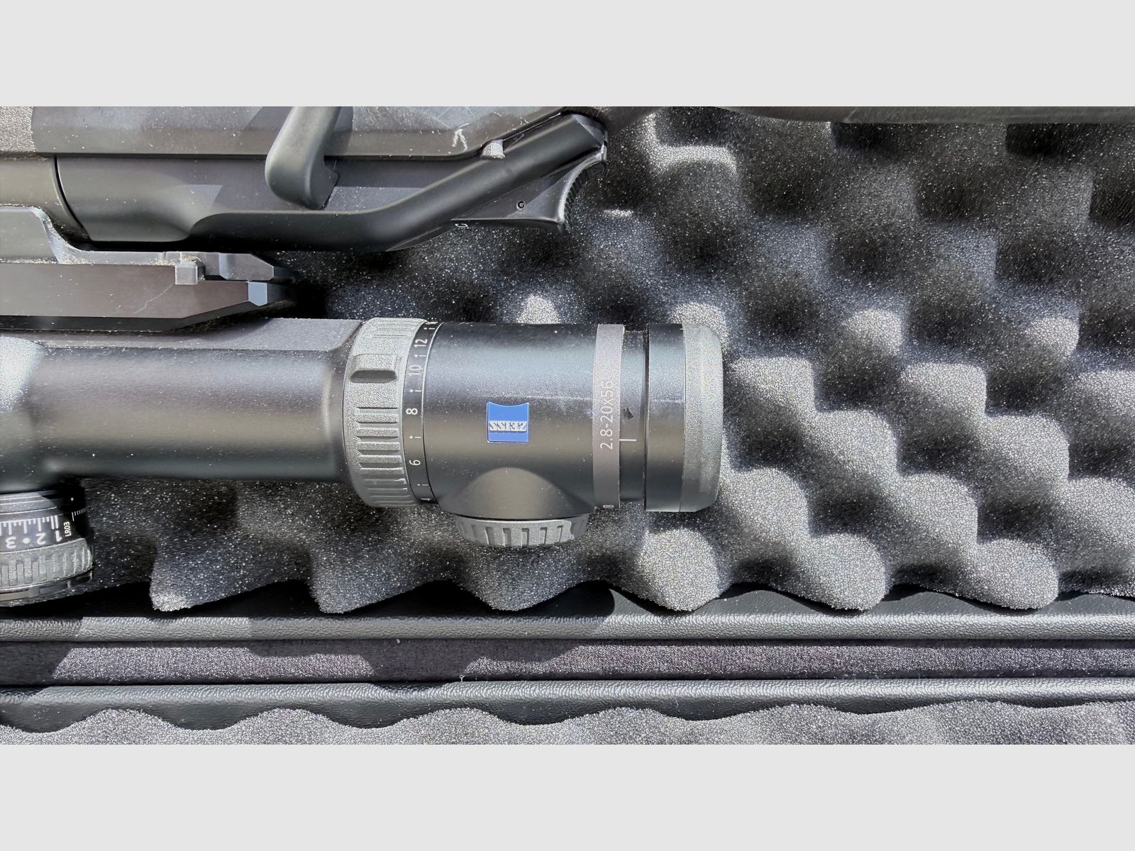 Blaser R8, caliber .223