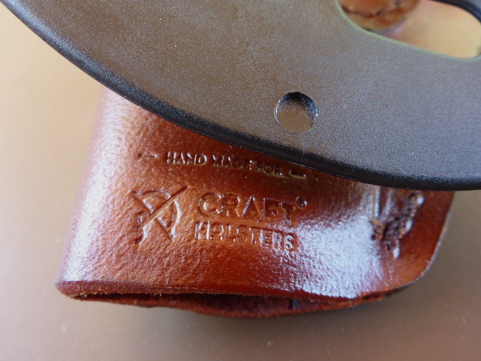 Paddle Holster per Ruger SP101, 3", adatto anche per lunghezze di canna più corte.