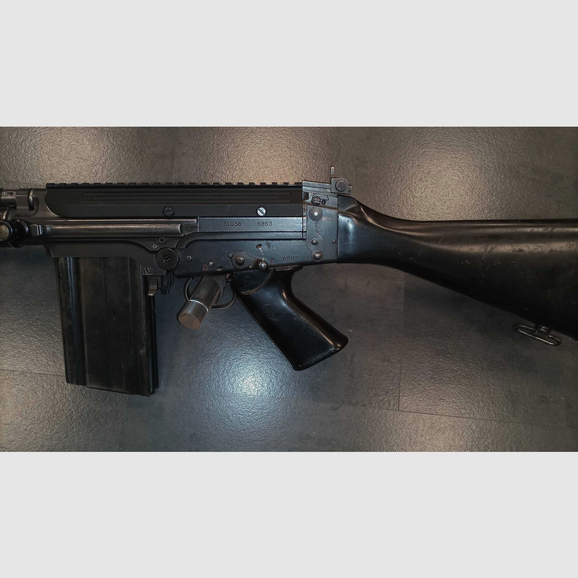 Semi-auto Carbine ADLER Mod. M88-I cal. 7-08, image 4 of 8