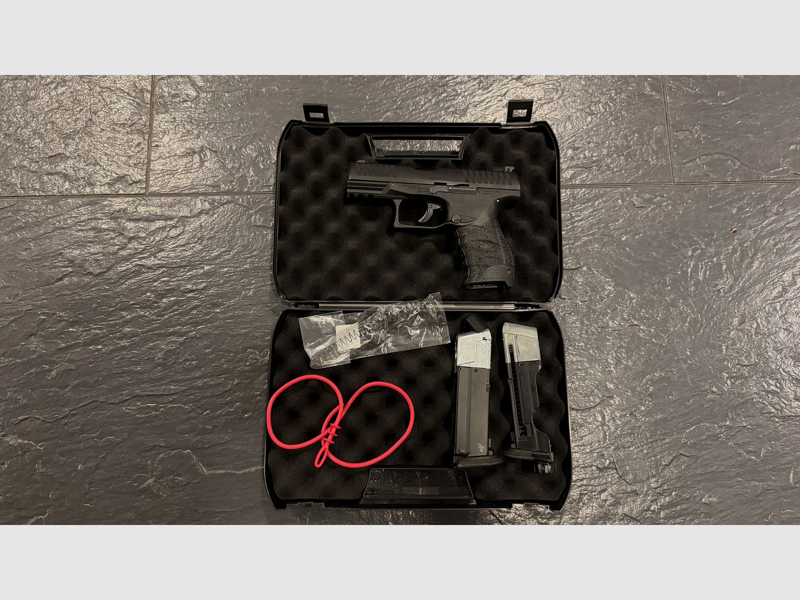 Walther PPQ M2 T4E RAM kal. .43 – w tym 2 magazynki – dobry stan