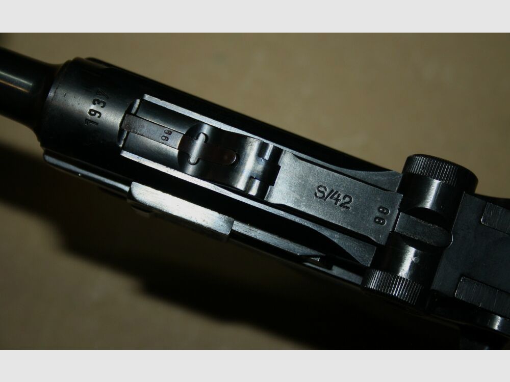 Luger P08 S/42 aus 1937
