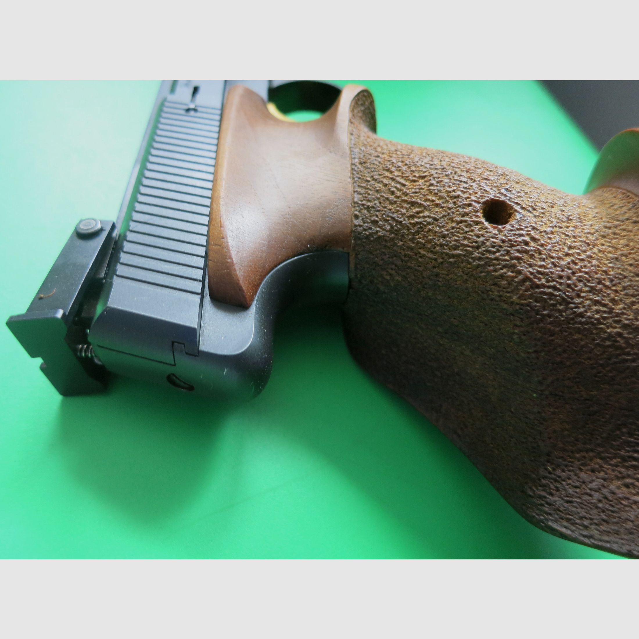 FN Herstal Browning KK Selbstlade-Sportpistole 150 INTERNATIONAL II, .22lfB Sportpistole     #99