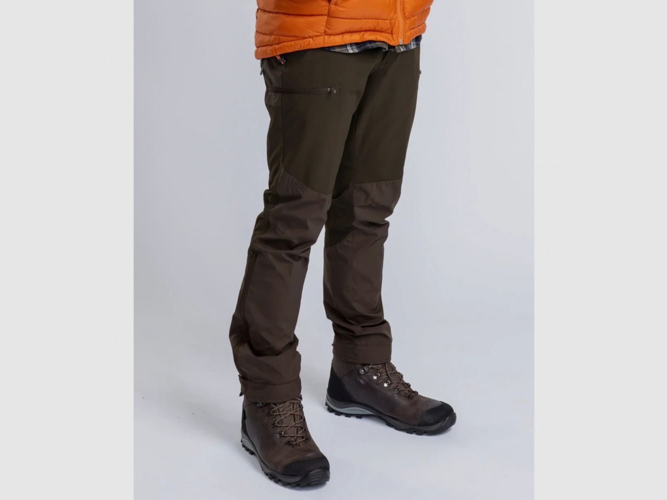 PANTALON PINEWOOD ABISKO DUNKELOLIVE / RINDERLEDER BRAUN, Bild 1 von 3