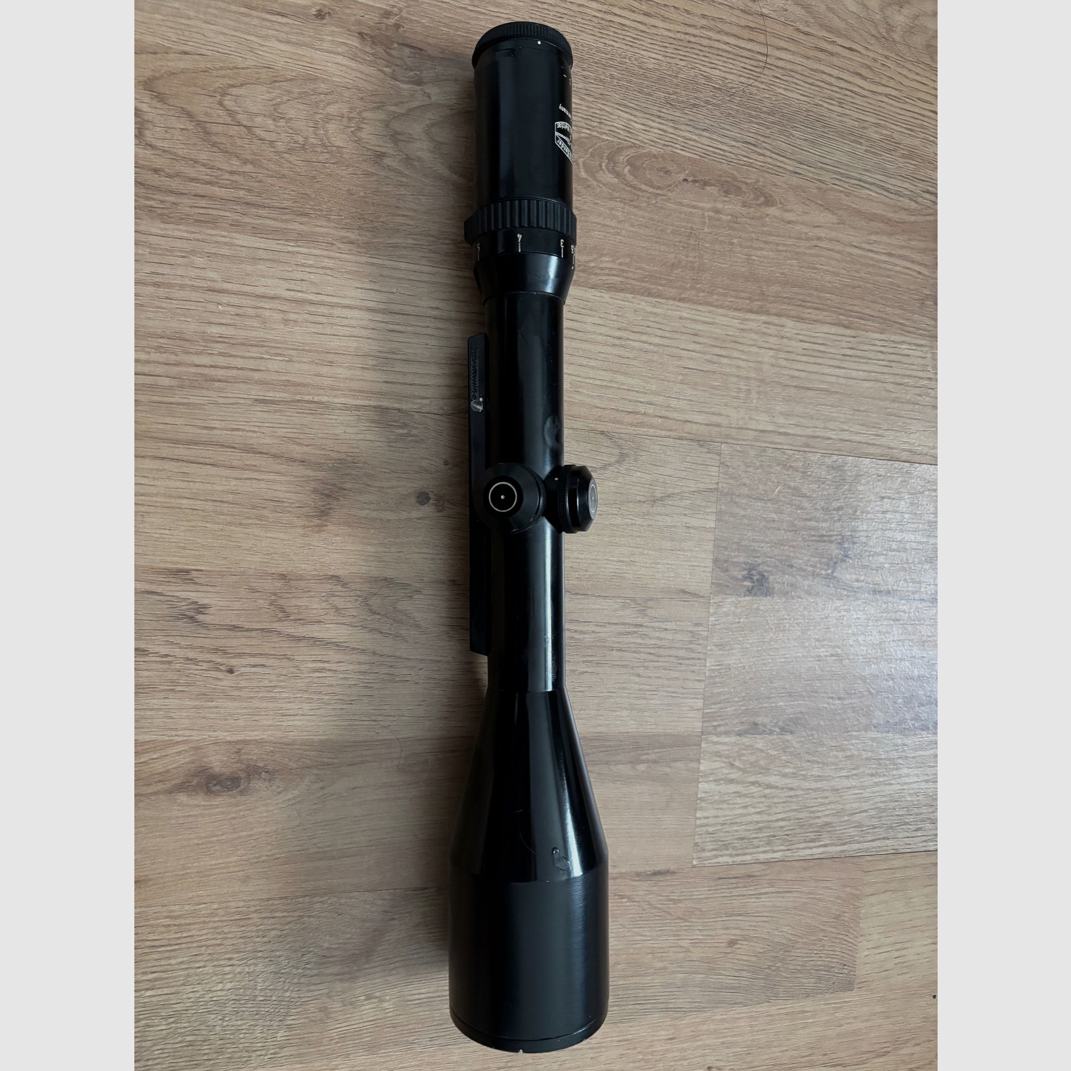 Schmidt u. Bender 2,5-10x56 Réticule 4