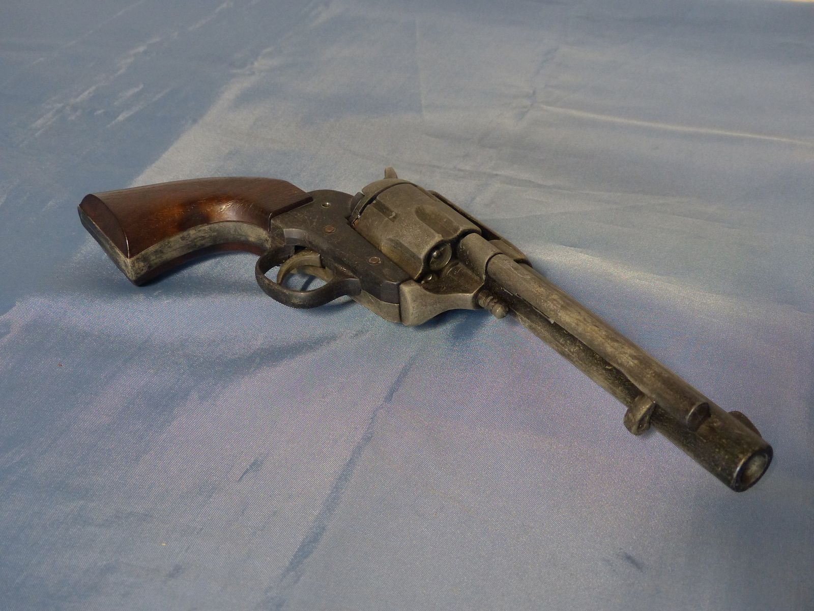 Colt Revolver Single Action Army Cal. .45 full metal decoration probably from the 70s