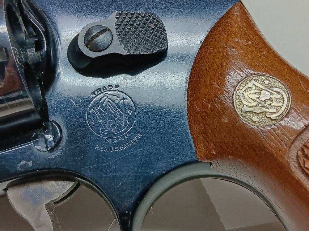 Smith & Wesson - Springfield, Mass. Mod. 38 Airweight