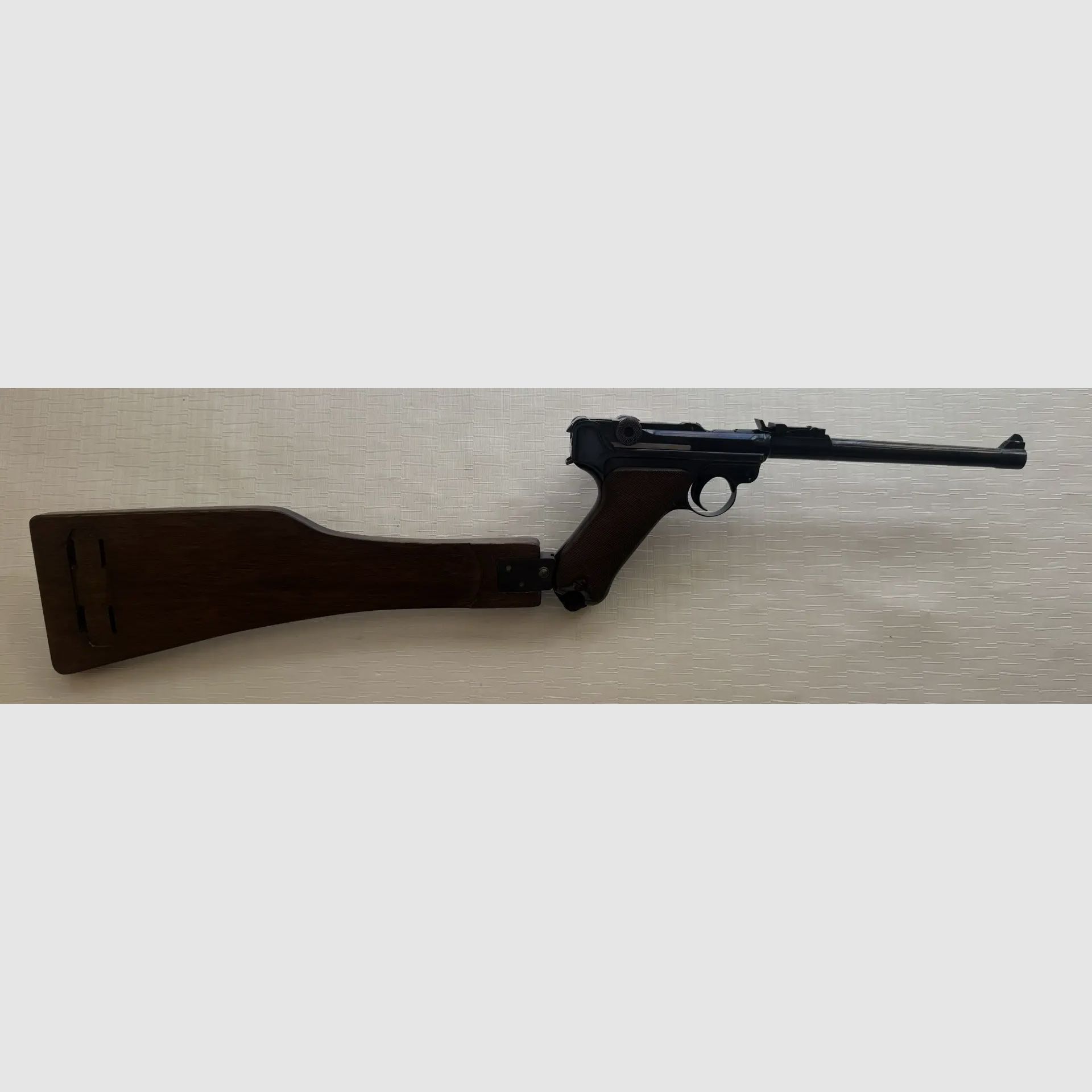 DWM P08 Artillerie – Lange Pistole 08 Modell 1915 mit Anschlagschaft
