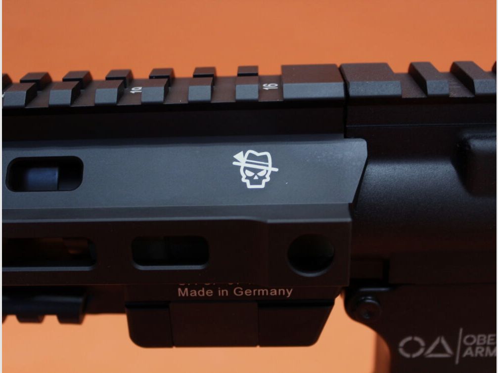 Oberland Arms Ha.Büchse .300AAC Blackout Oberland Arms OA-15 M10 System AR-15 10,7" Lauf/ M-LOK/ Schubschaft
