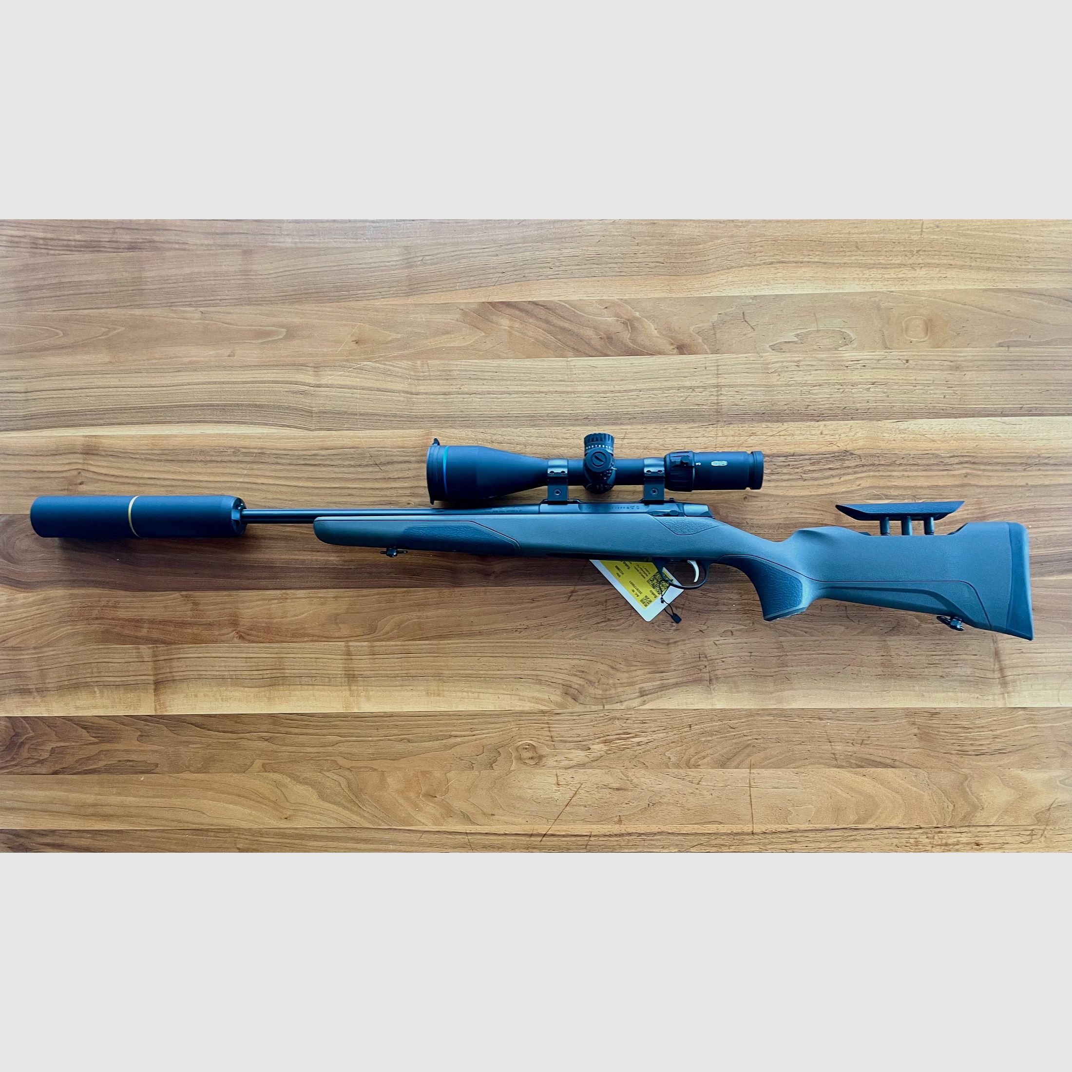 Sako 90 Finnlight Schwarz .308Win LL51cm mit Schalldämpfer Stalon X108