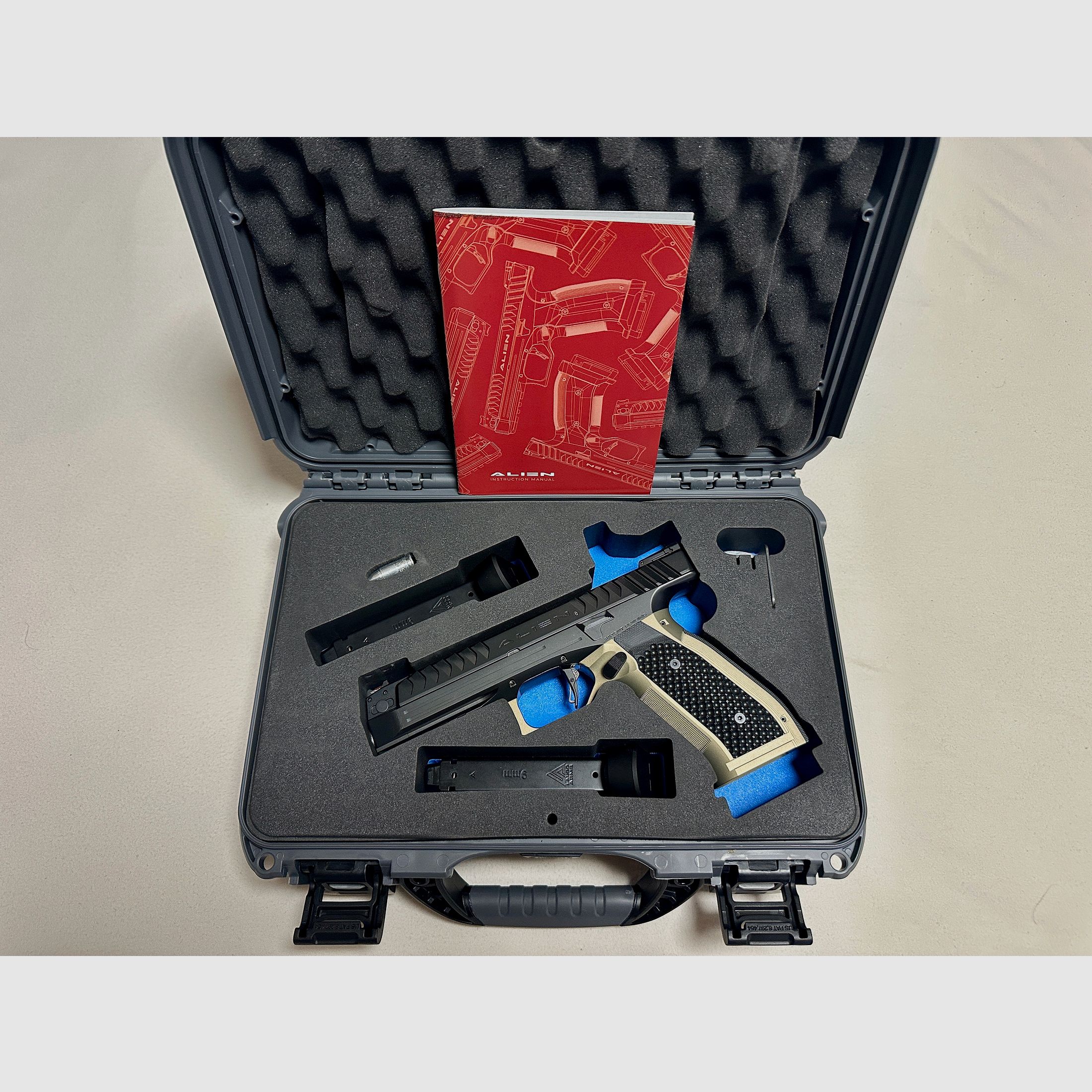 ALIEN Laugo Arms 9mm Para