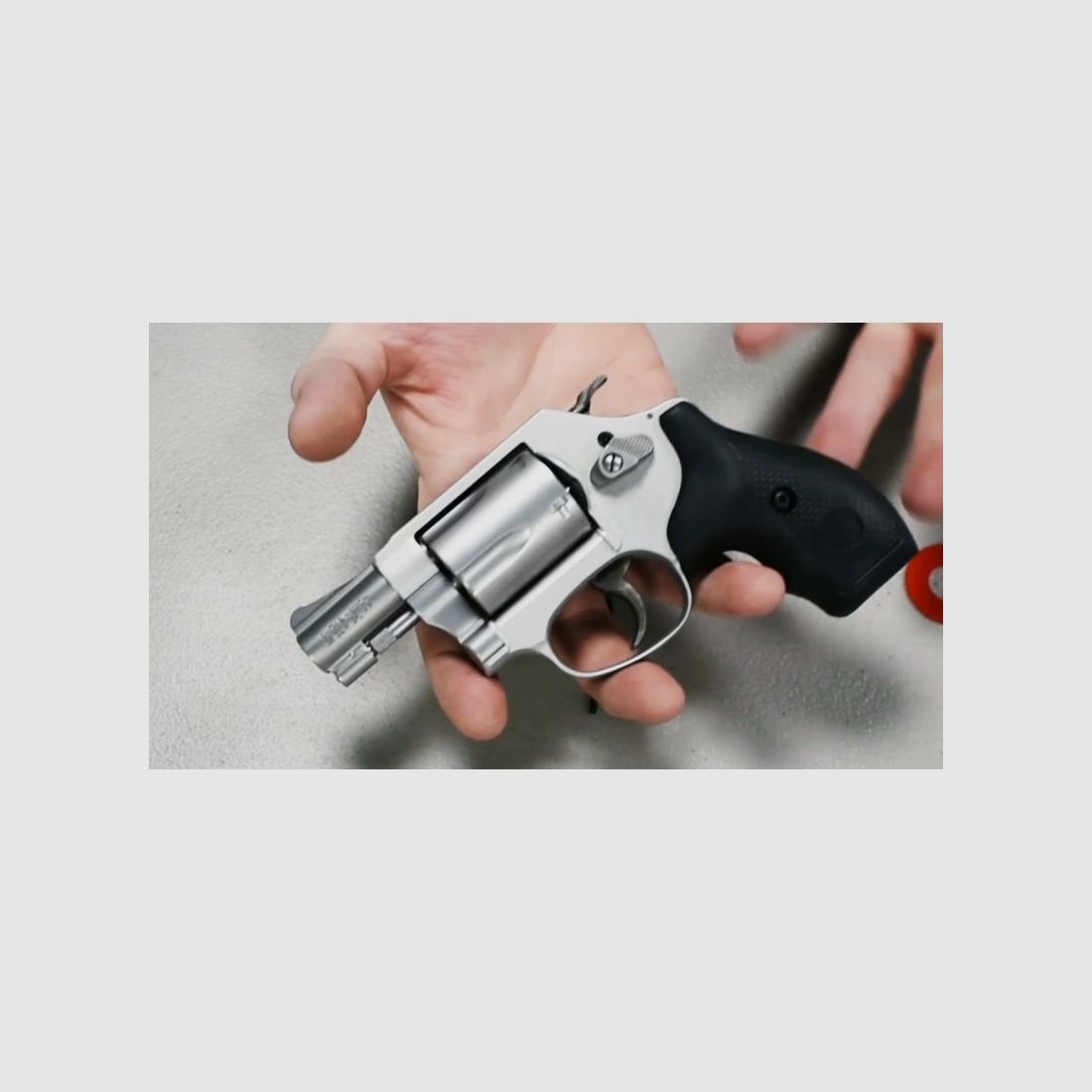 Revolver S&W 637 Cal 38 S&W, image 5 of 7