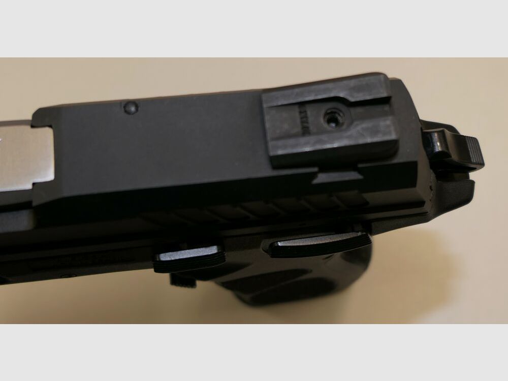 Taurus TH 9