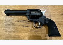 Ruger Wrangler .22 w zestawie z 2 rewolwerami - idealny do CAS