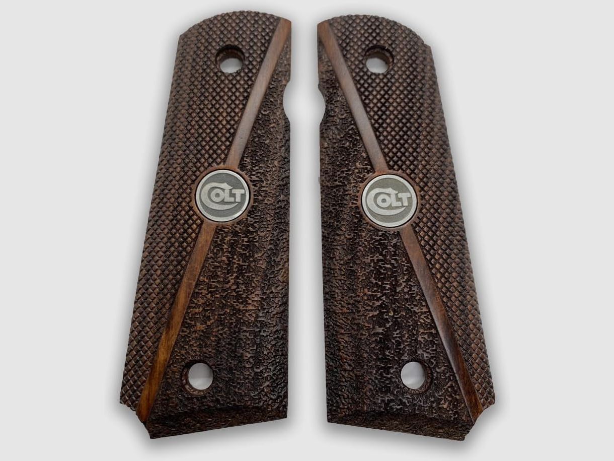 Griffschalen der Cold 1911 oder ME Sport 1911, siehe Bild. 