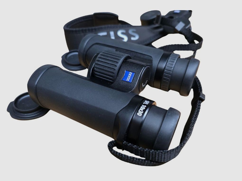 gebr. ZEISS SFL 10x30 in der originalen Tragetasche, Zustand: Neuwertig - NPR: € 1.440,00, Bild 1 von 4