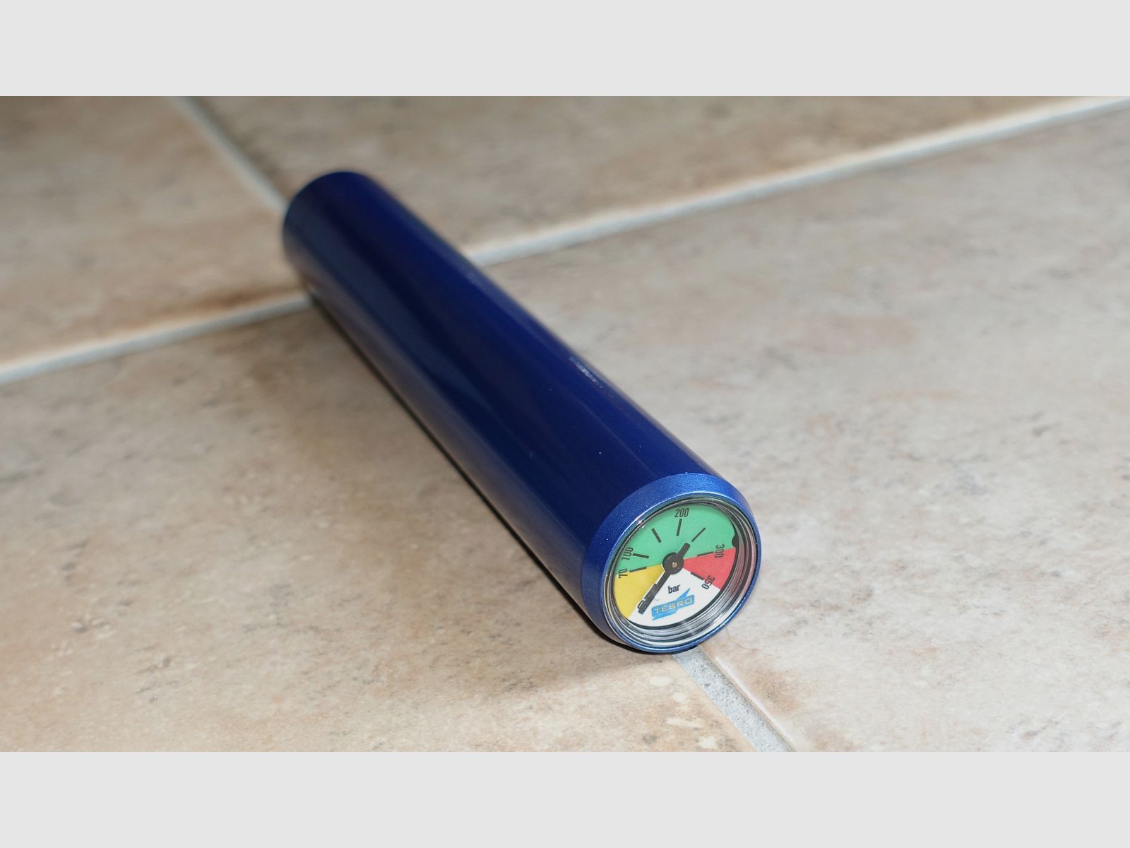 Steyr compressed air cartridge for air pistol + Tesro compressed air and Steyr CO2 cartridge FREE
