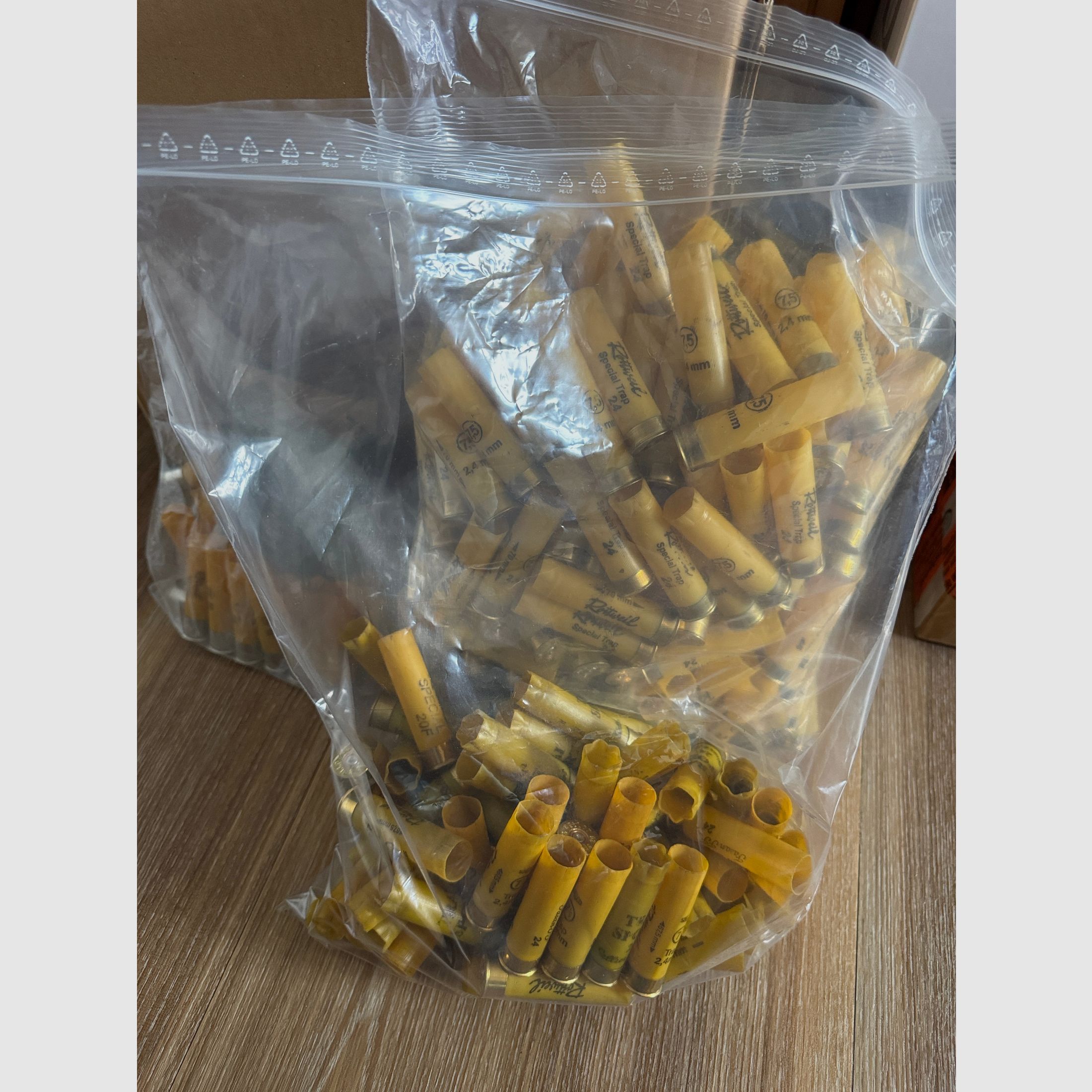 Reloading accessories 20 gauge shotgun including LEE press etc.