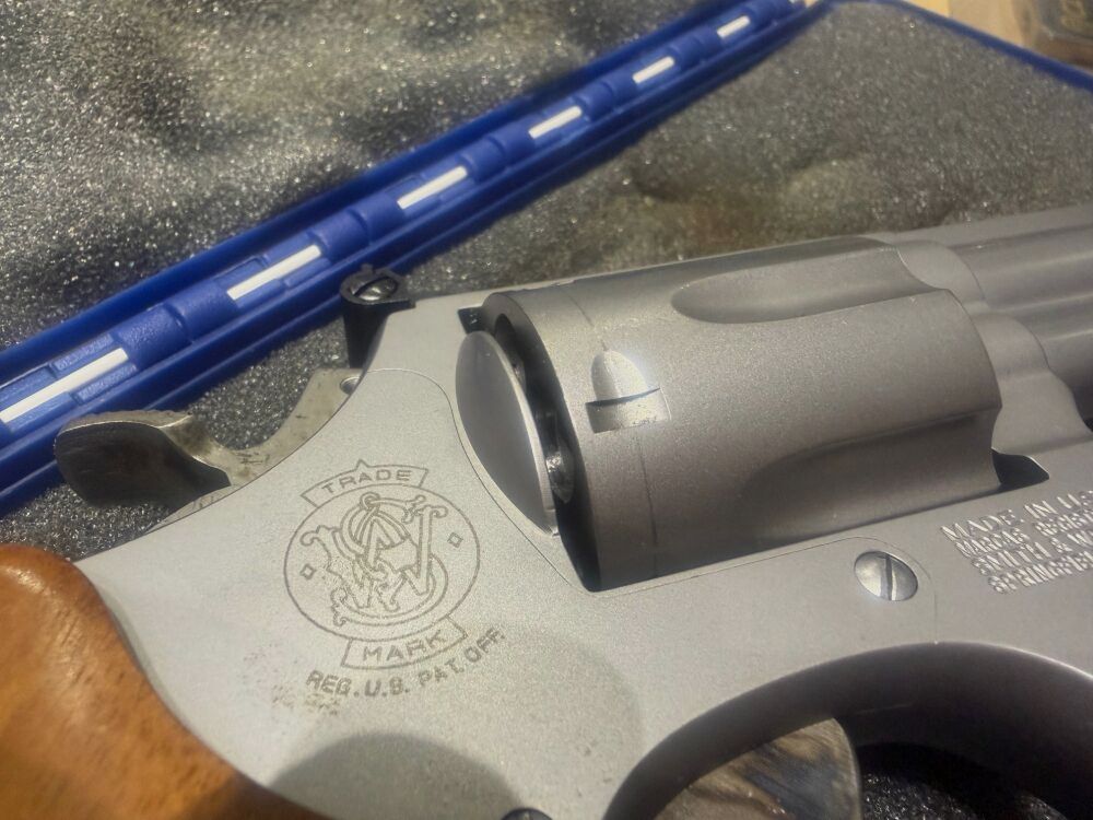Smith & Wesson 686 Target Champion