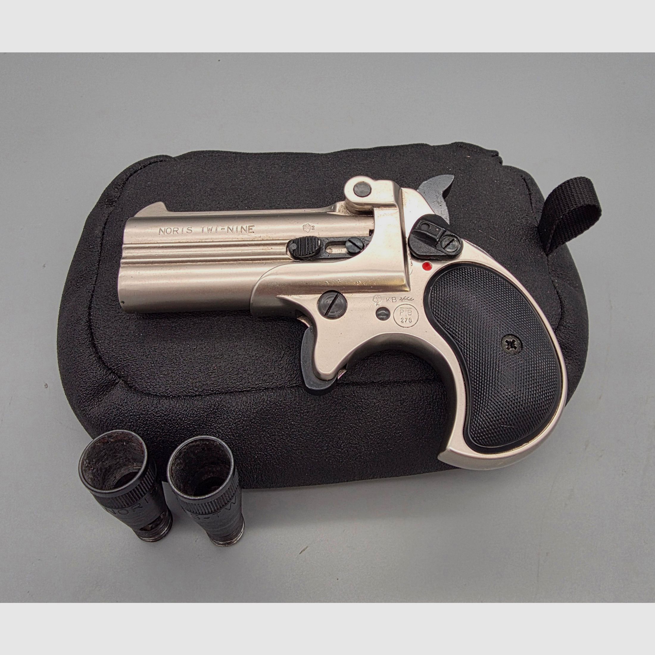Im Bestzustand in OVP und Pyrobecher Noris Twi Nine Twinny Derringer mit alter Sammler PTB 276 im Cal. 9mm Knall